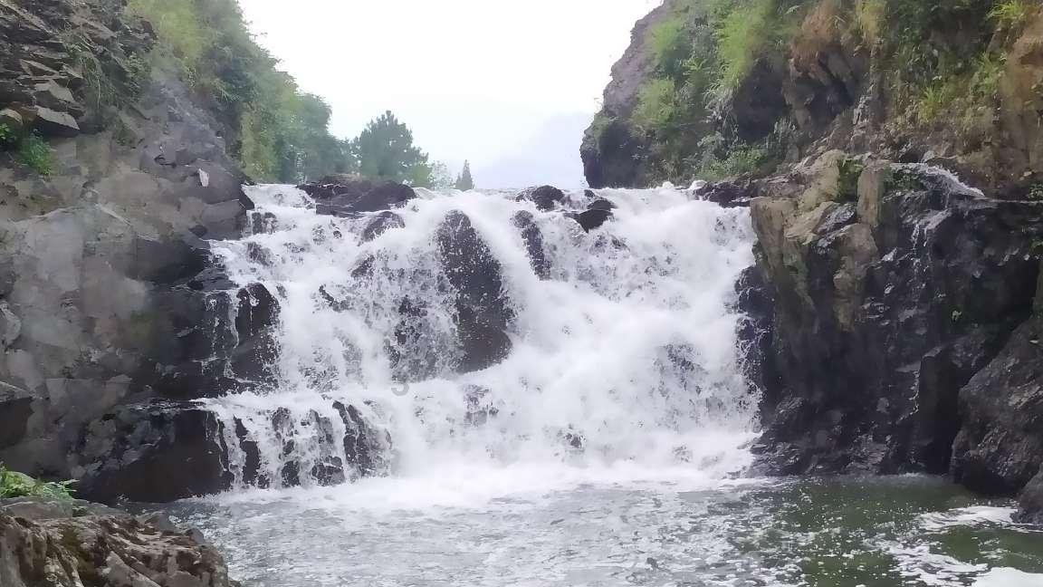 云南石林县积极应对低温雨雪冷冻极端天气